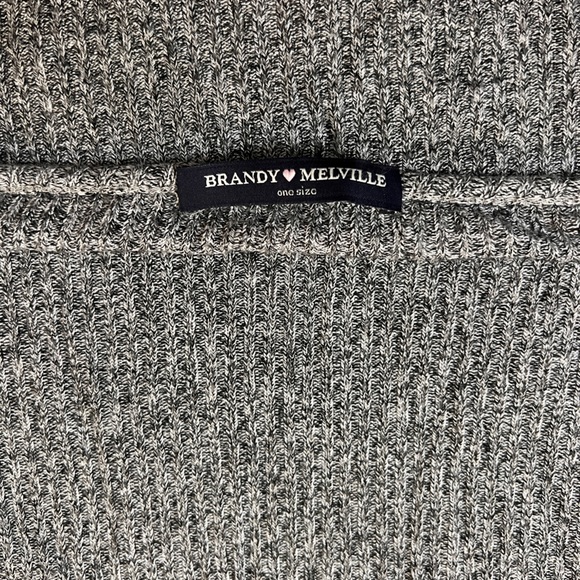 Brandy Melville crop halter top - Picture 3 of 3